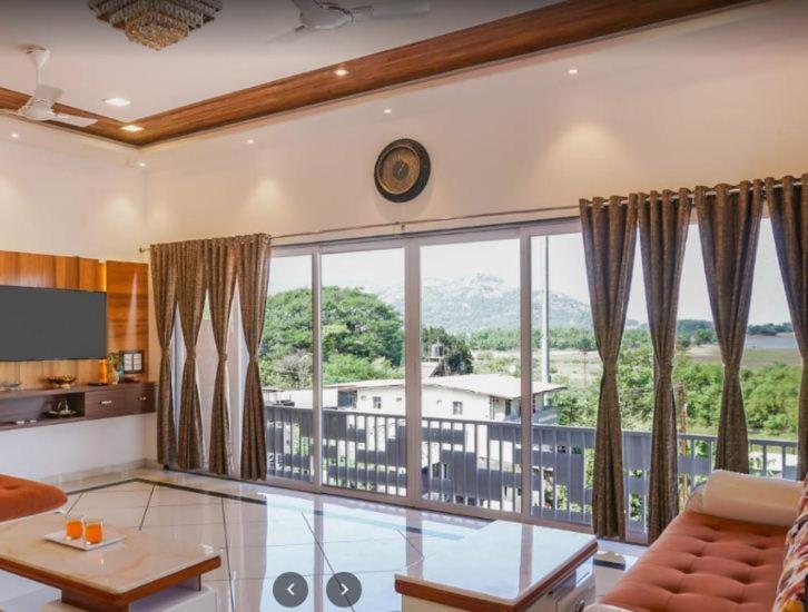 7Bhk Villa With Wonderful View And Good Food Lonavala Ngoại thất bức ảnh